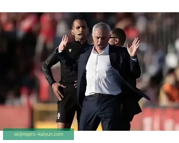 穆里尼奥反压迫理念在本赛季战术调整中的体现与成效分析