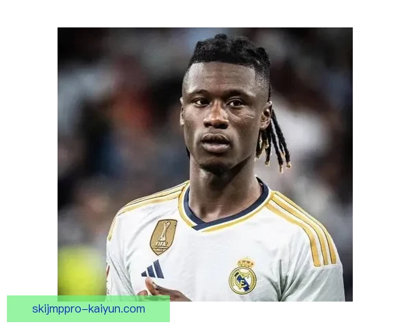 贝肯鲍尔在足球战术中的技术细节与创新分析